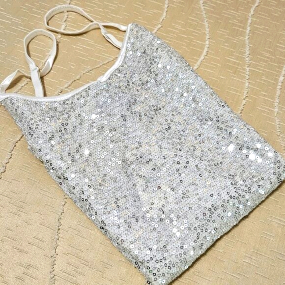 NWT EXPRESS SILVER SEQUIN CAMI with ADJUSTABLE SPAGHETTI  STRAPS SZ S/P